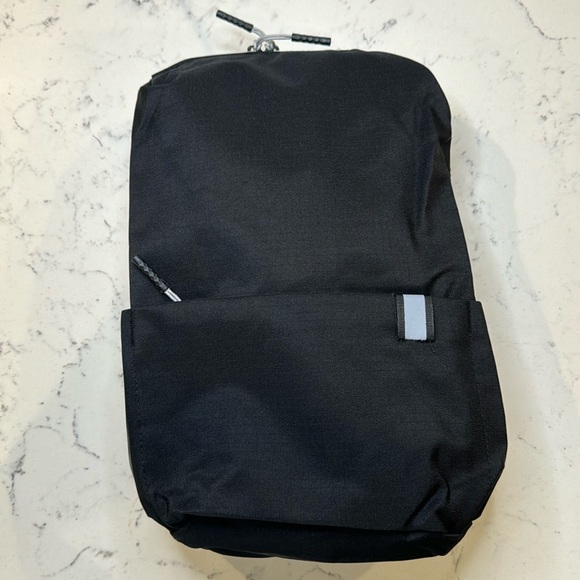 Small & Simple Very Lightweight Backpack Bag for Student & Commuter - Picture 1 of 10